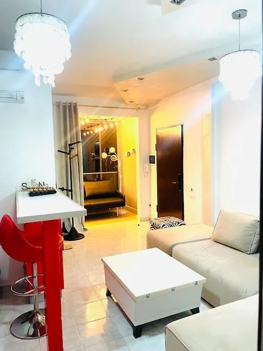 Wings Apartment Tiran Arnavutluk